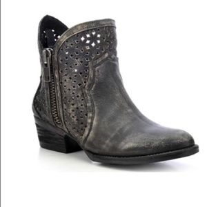 Circle G Women’s Black Bootie